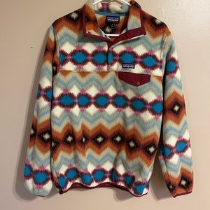 Patagonia Synchilla Lightweight pullover. Aztec print. size M